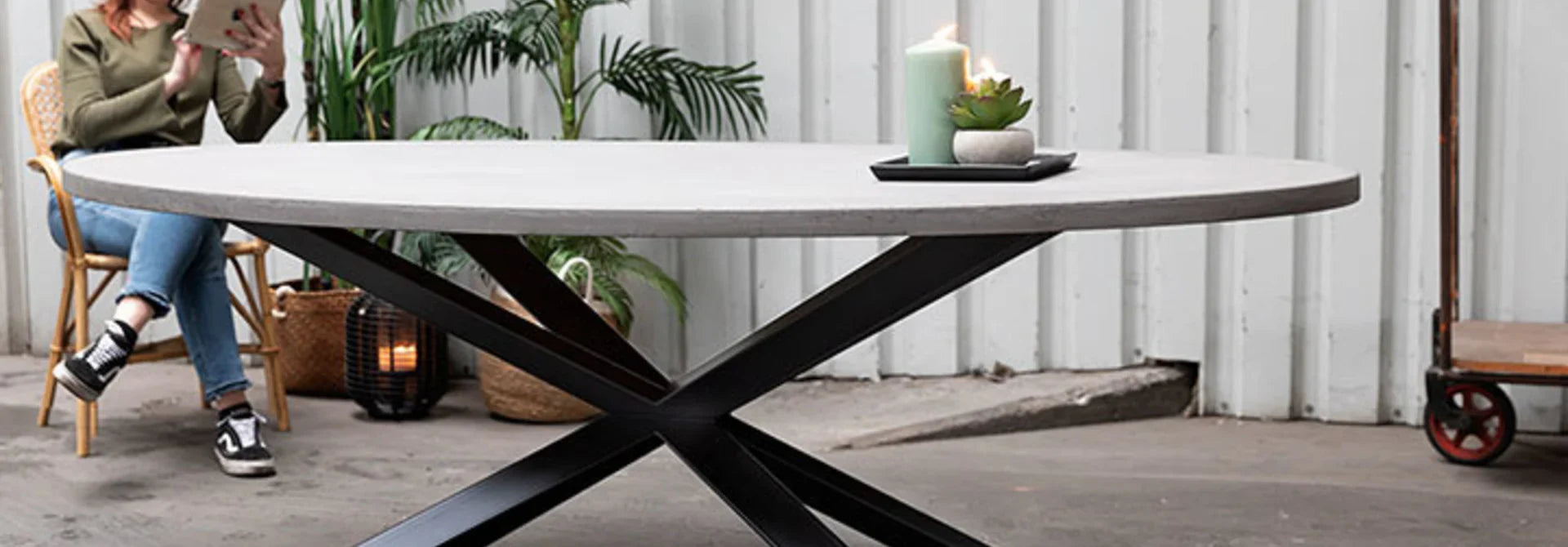 Tafelpoot ovale tafel
