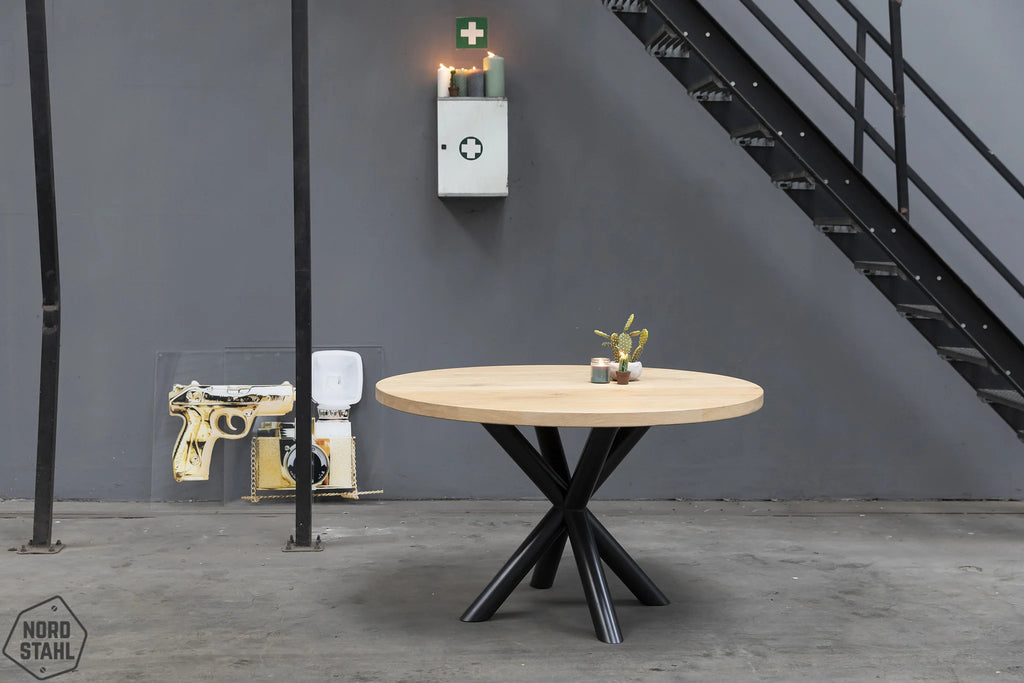 Nordstahl Double X round leg tafelpoten in modern interieur